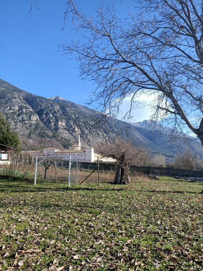 Rossomattone Countryhouse Sulmona Exteriér fotografie