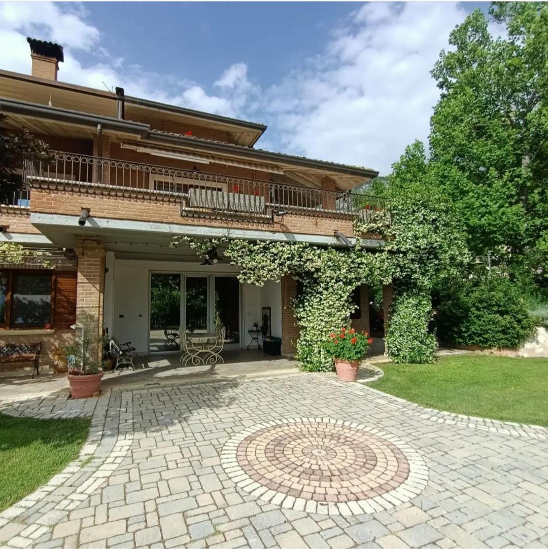 Rossomattone Countryhouse Sulmona Exteriér fotografie
